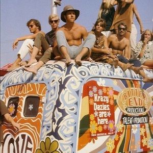 Meet your Posher, Caroline